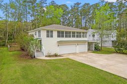 1015 Hagley Dr. photo 4