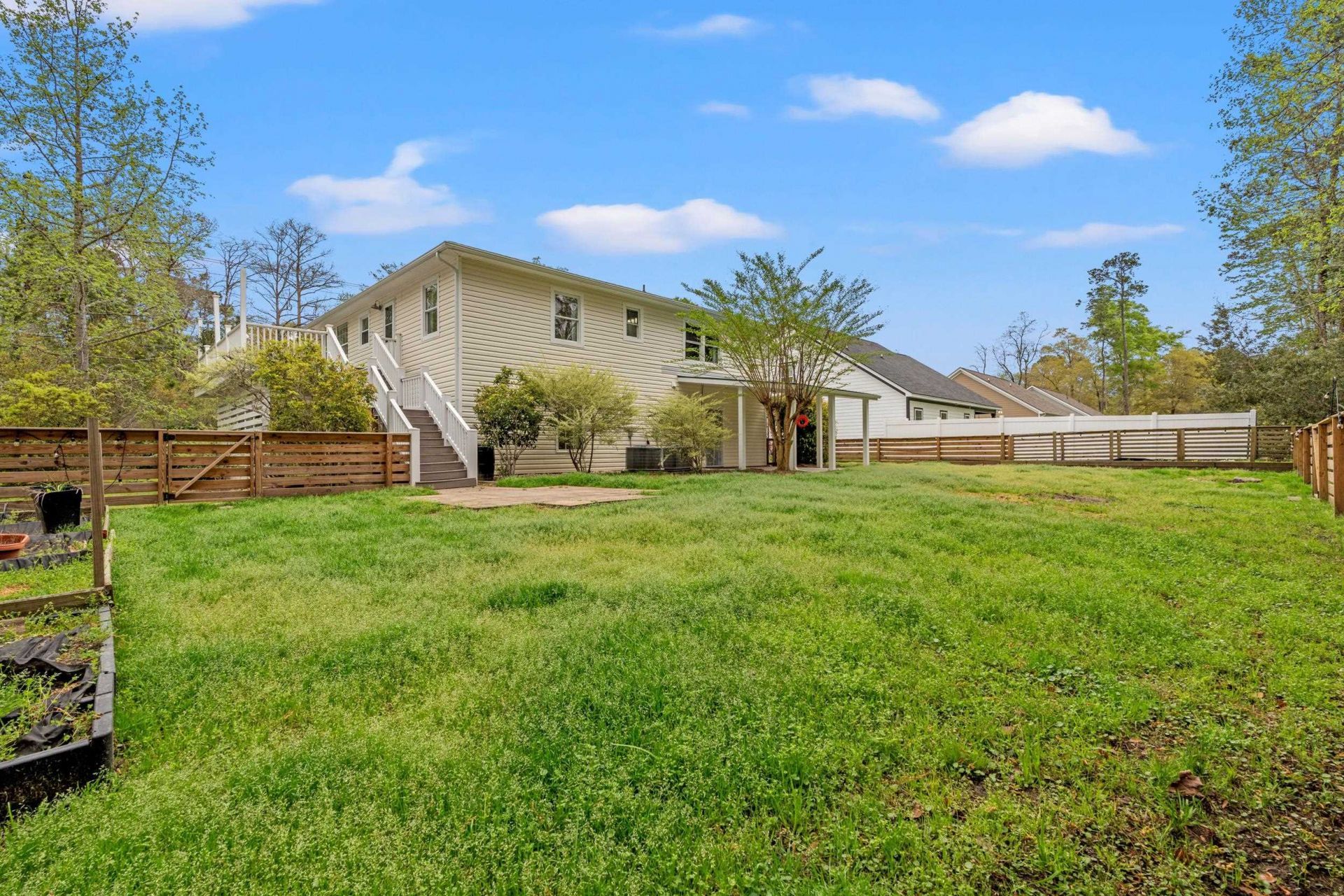1015 Hagley Dr. Photo 44