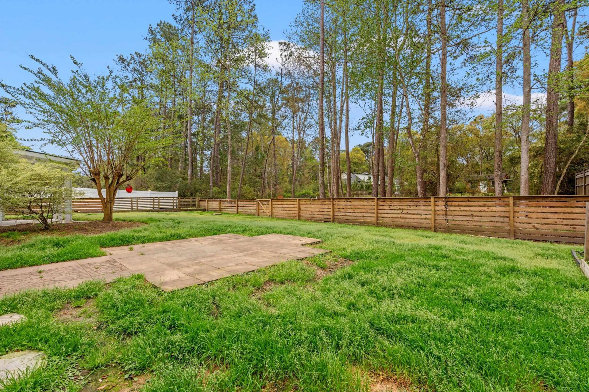 1015 Hagley Dr. Photo 45