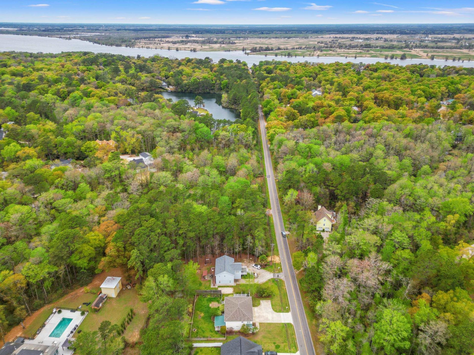 1015 Hagley Dr. Photo 55