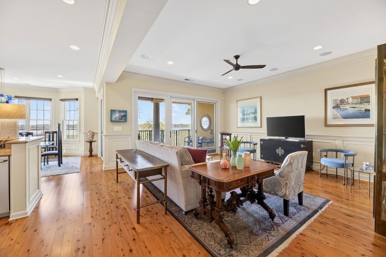 4254 Faber Place Drive Photo 12