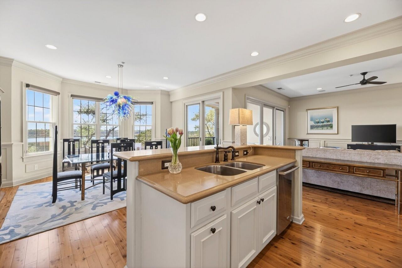 4254 Faber Place Drive Photo 29