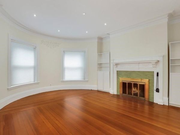 119 Park St, Unit 1, Brookline, MA 02446