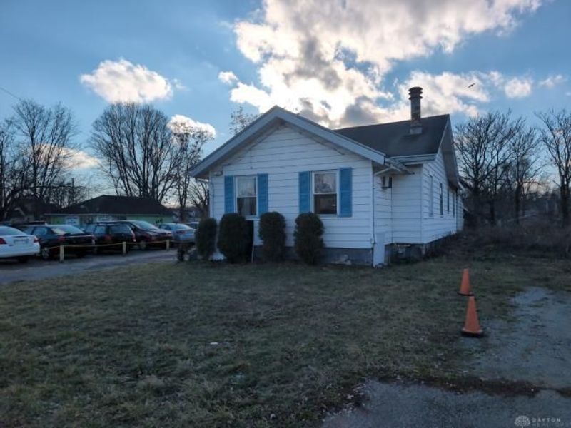 3111 N Dixie Drive, Dayton, OH 45414 Photo 2