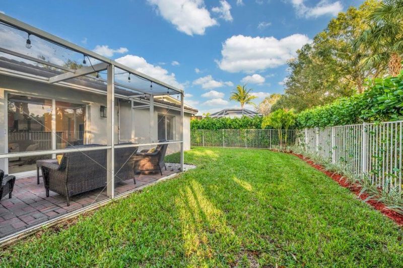 4856 SE Duval Drive, Stuart, FL 34997 Photo