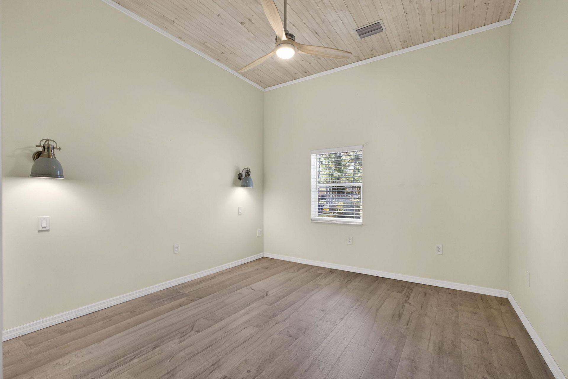 15399 N 61st Pl Place N, The Acreage, FL 33470 Photo