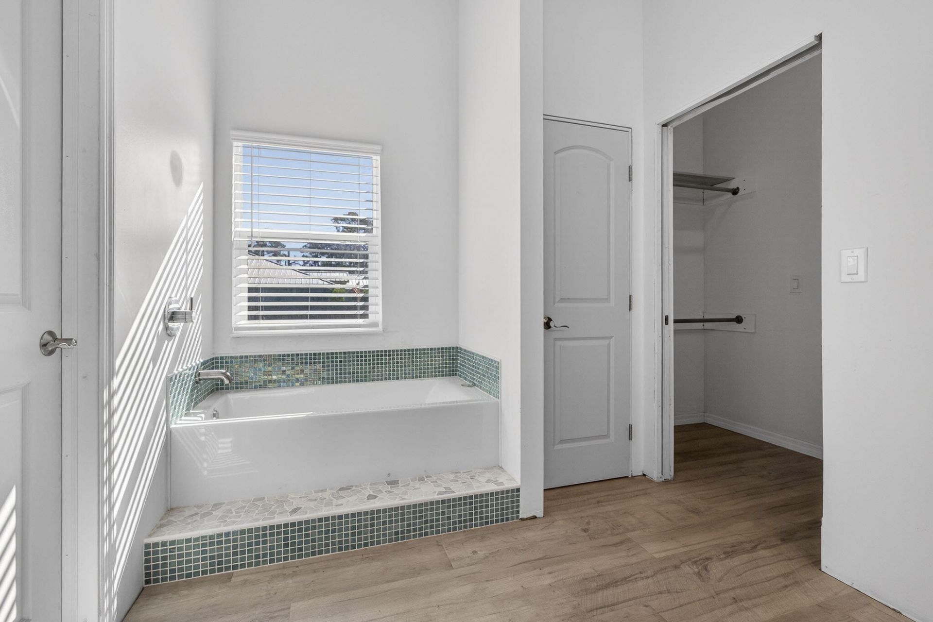 15399 N 61st Pl Place N, The Acreage, FL 33470 Photo