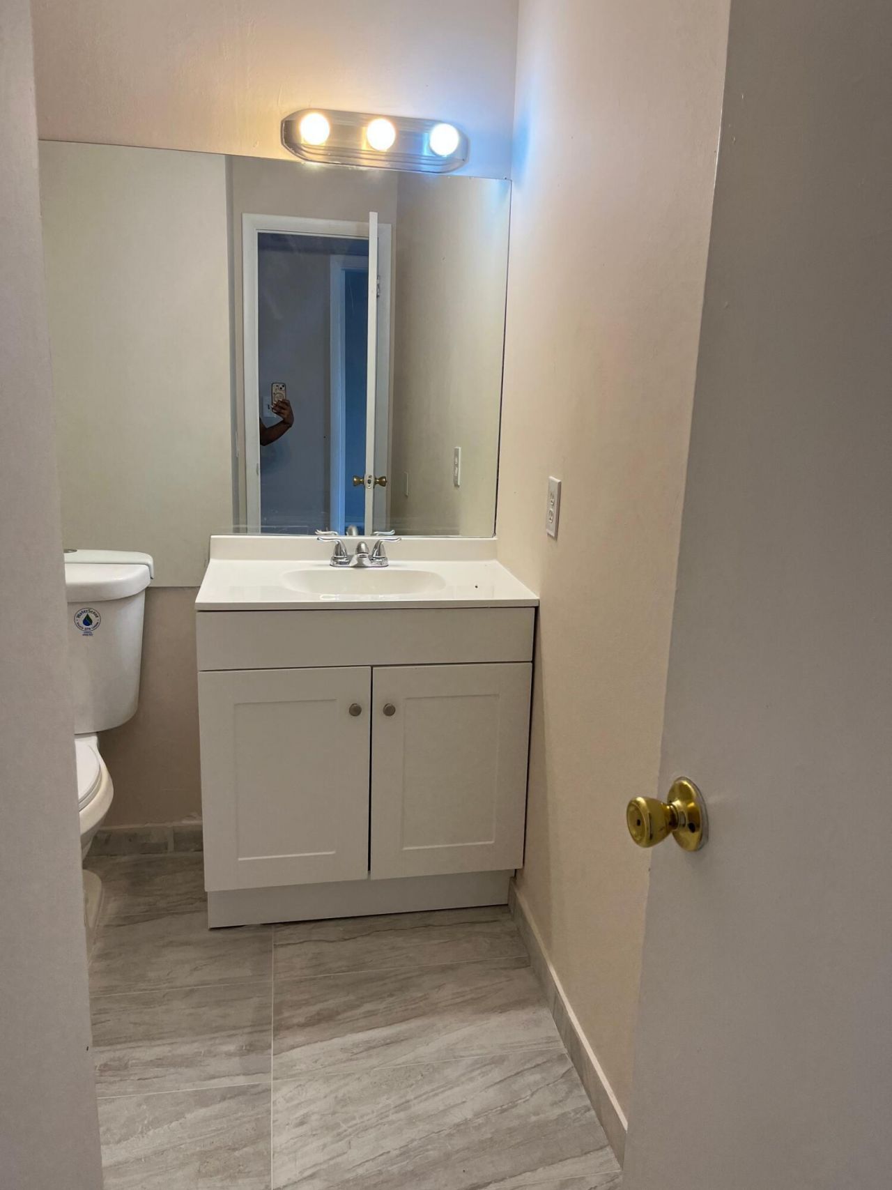 4800 NW 24th Court, Unit D214, Lauderdale Lakes, FL 33313 Photo