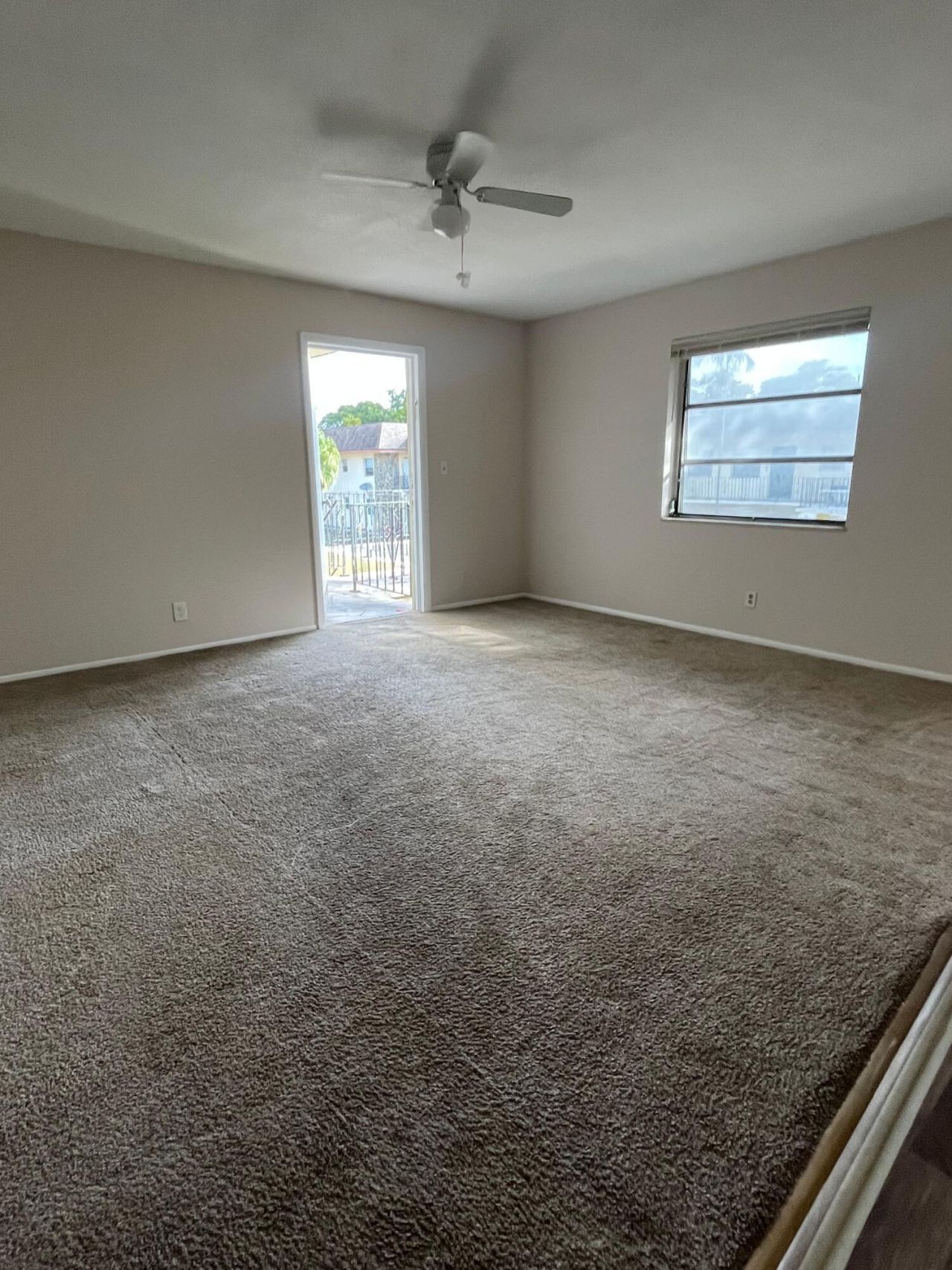 4800 NW 24th Court, Unit D214, Lauderdale Lakes, FL 33313 Photo