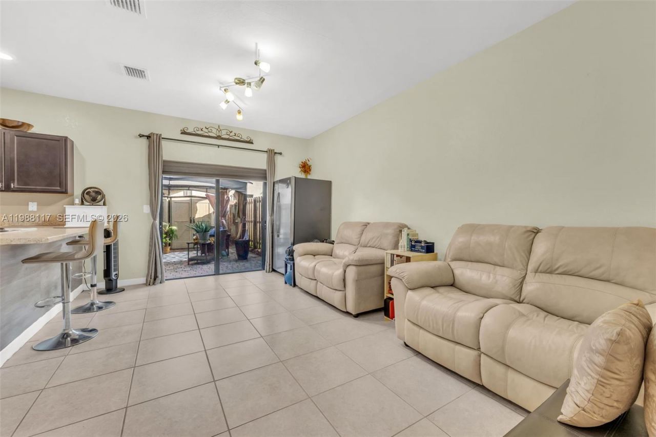 11477 SW 250th St, Homestead, FL 33032 Photo