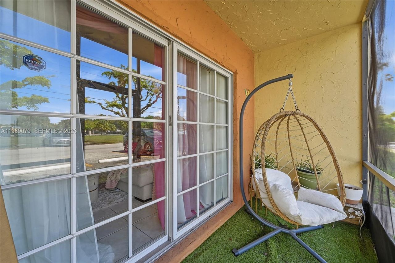 2970 NW 55th Ave, Unit 1C, Lauderhill, FL 33313 Photo