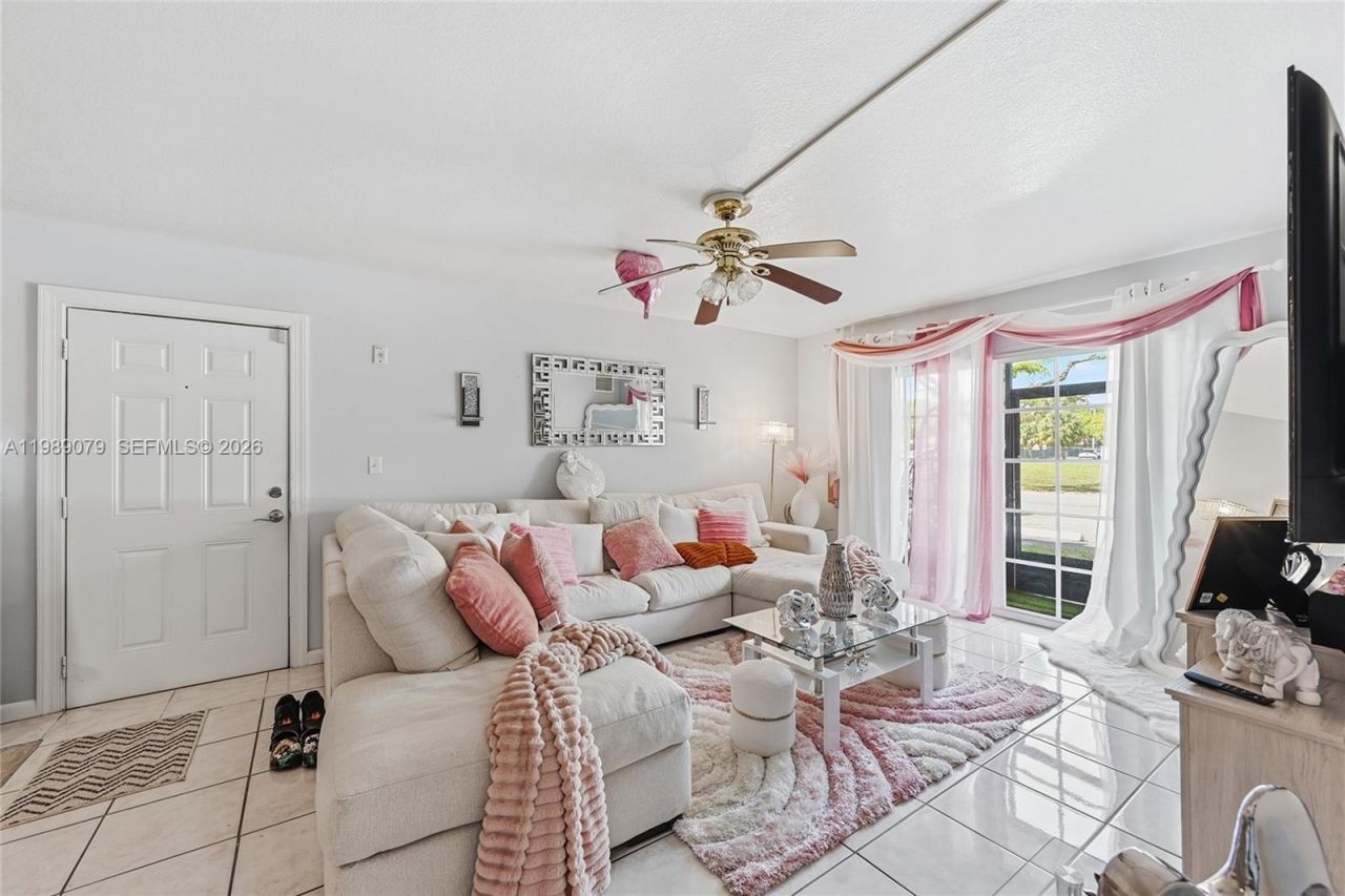 2970 NW 55th Ave, Unit 1C, Lauderhill, FL 33313 Photo
