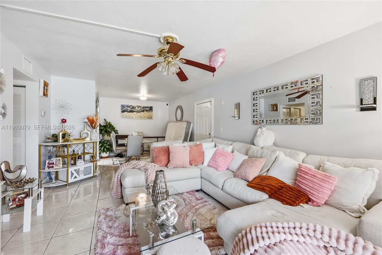 2970 NW 55th Ave, Unit 1C, Lauderhill, FL 33313 Photo