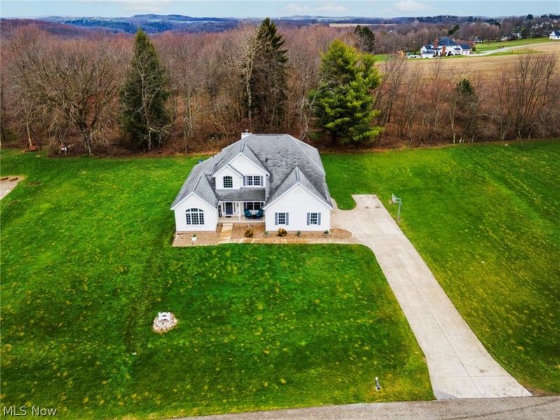 49510 Woodland Drive, Calcutta, OH 43920 Photo 2