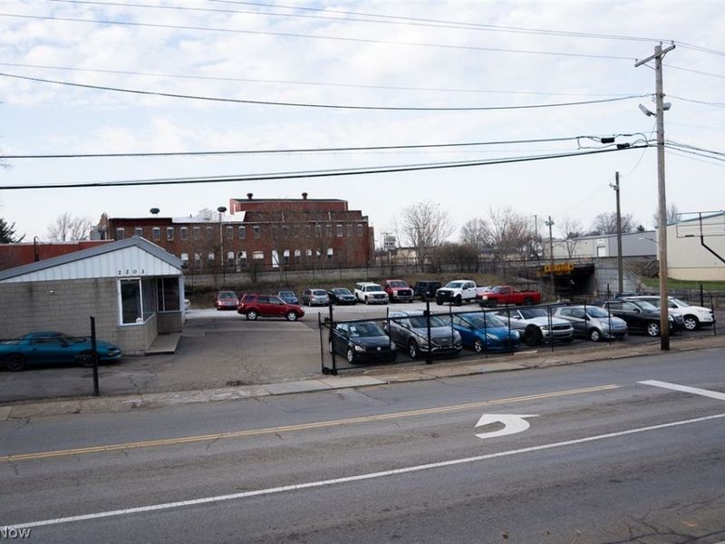 2203 Navarre Road SW, Canton, OH 44706 Photo 4