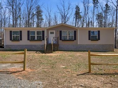 215 BUNNYS TRL, LOUISA, VA 23093