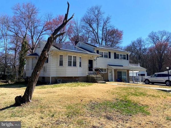 70 LOCUST AVENUE , PENNSVILLE, NJ 08070