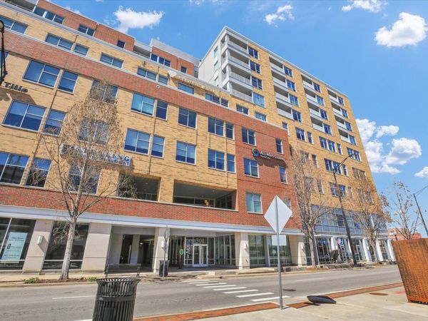 301 N Neil Street , Unit 608, Champaign, IL 61820