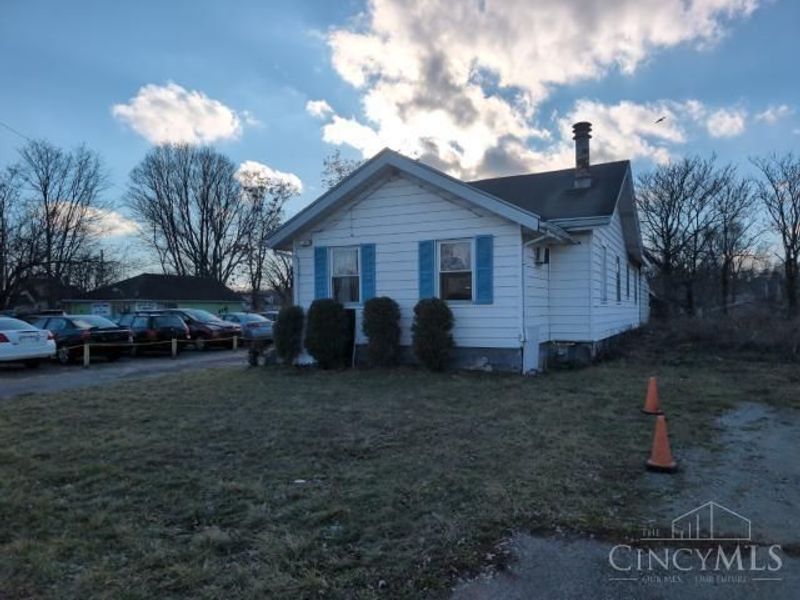 3111 N Dixie Drive, Dayton, OH 45414 Photo 2