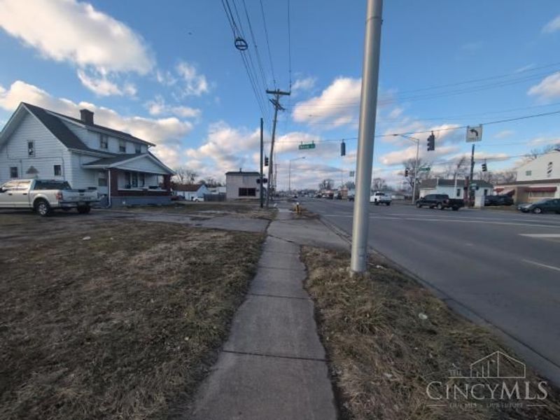 3111 N Dixie Drive, Dayton, OH 45414 Photo 4