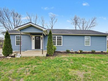 3611 Paris Pike, Georgetown, KY 40324