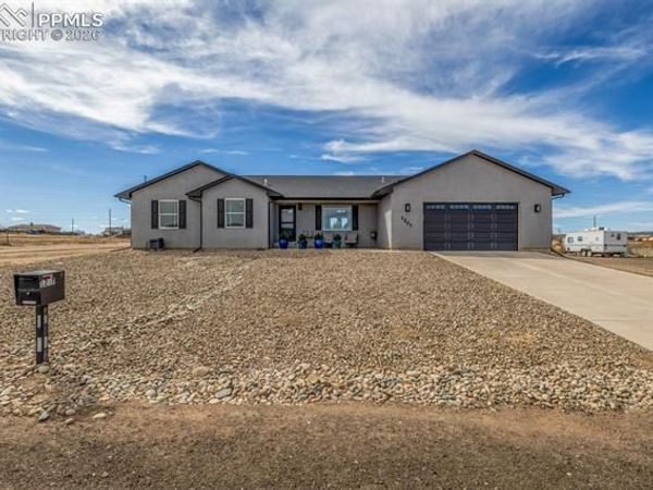 1207 N Kirkwood Drive, Pueblo, CO 81007