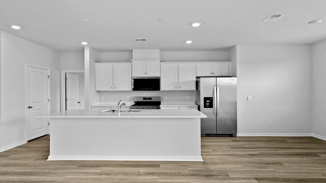 524 Tulip Poplar Drive Photo 3