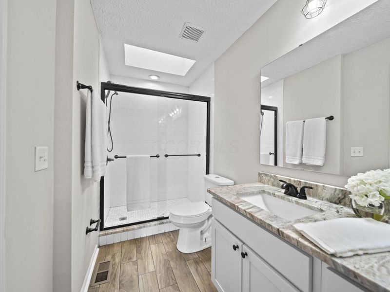 4158 Woodville Drive, Columbus, OH 43230 Photo 28