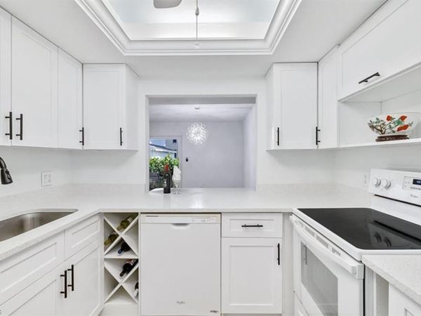 233 Palm DR, Unit 233-1, NAPLES, FL 34112