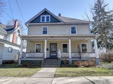 34 Park Place, East Aurora, NY 14052