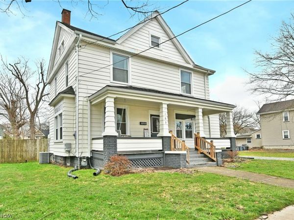 163 N Chestnut Avenue , Niles, OH 44446