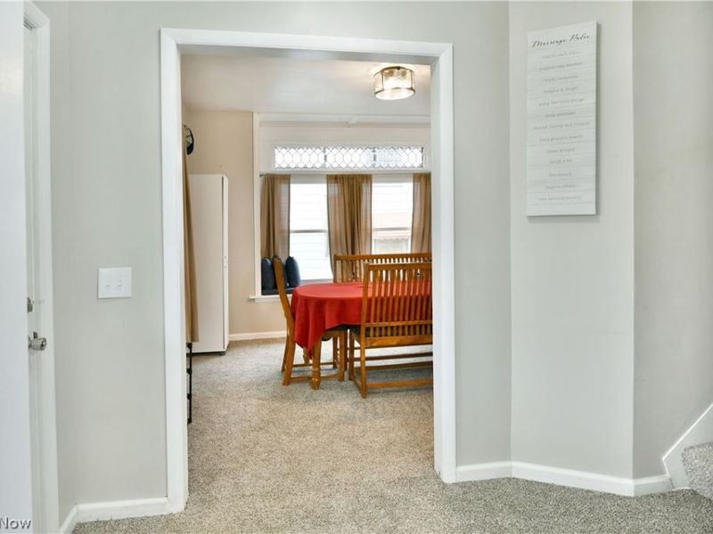 163 N Chestnut Avenue, Niles, OH 44446 Photo 10