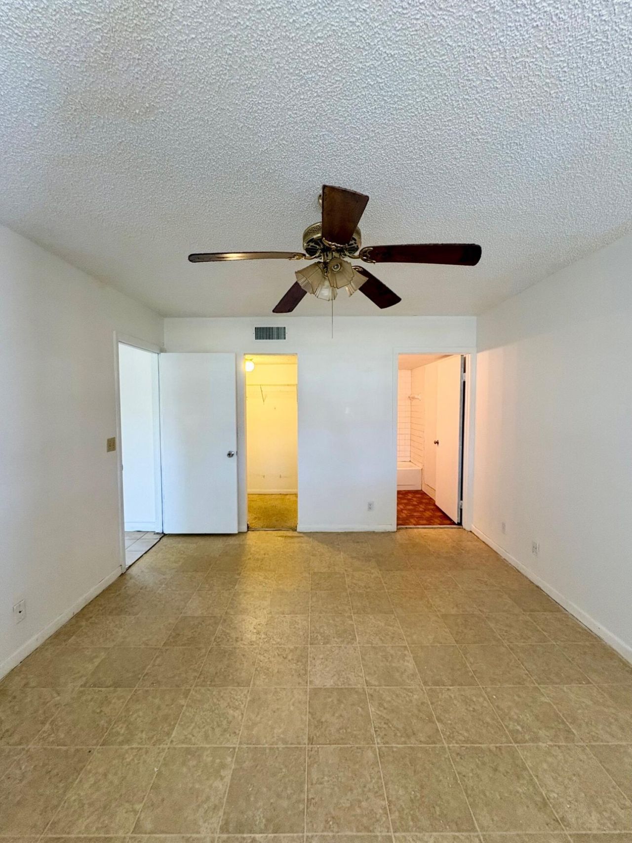 2915 SW 22nd Avenue, Unit 201, Delray Beach, FL 33445 Photo