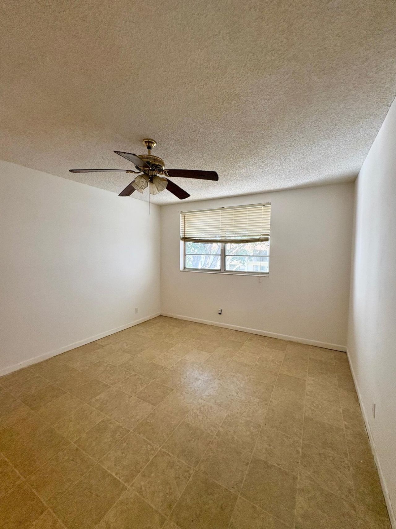 2915 SW 22nd Avenue, Unit 201, Delray Beach, FL 33445 Photo