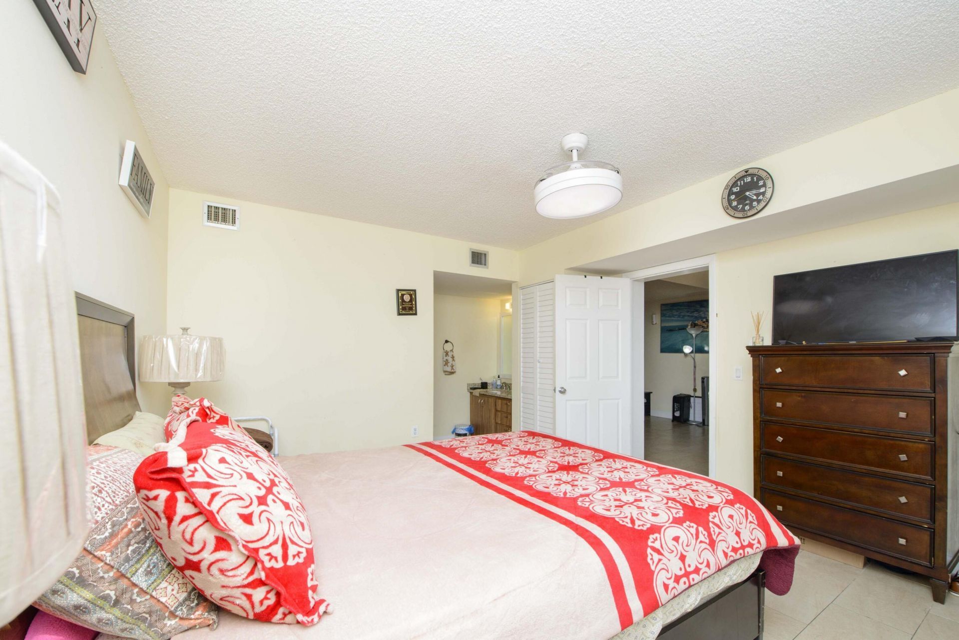 3515 Village Boulevard, Unit 304, West Palm Beach, FL 33409 Photo