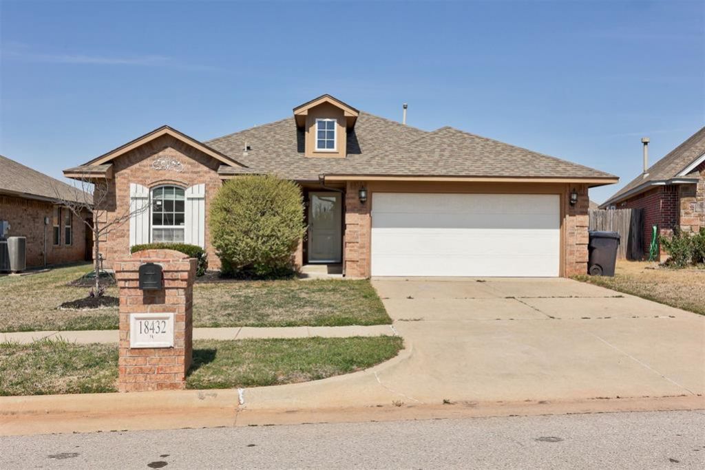 18432 Camborne Avenue, Edmond, OK 73012 Main Photo