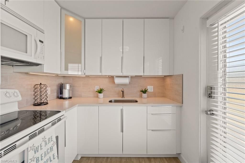 277 8th Ave S, Unit 277, Naples, FL 34102 Photo