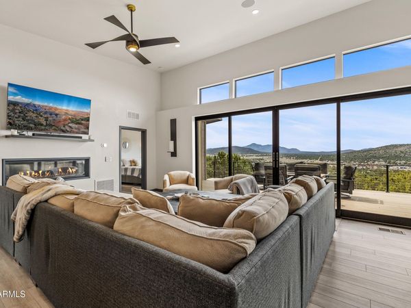 1720 E SAGEBRUSH Road, Williams, AZ 86046