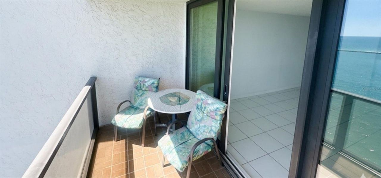 450 S Gulfview Boulevard, Unit 1208, Clearwater Beach, FL 33767 Photo