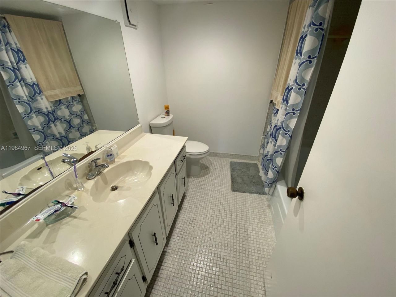 240 Lakeview Dr , Unit 308, Weston, FL 33326 Photo