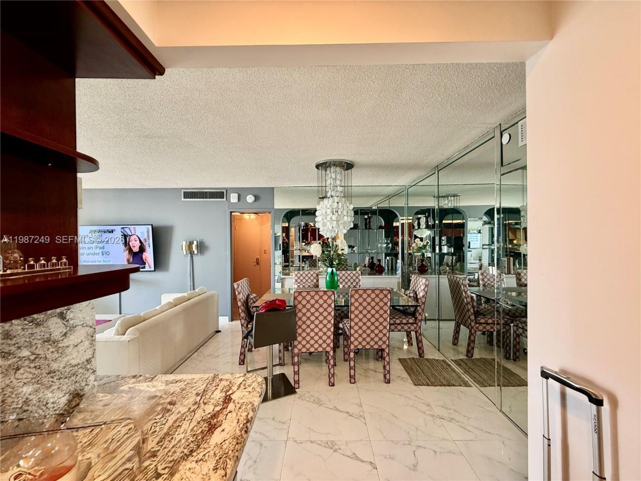 3180 S Ocean Dr, Unit 509, Hallandale Beach, FL 33009 Photo