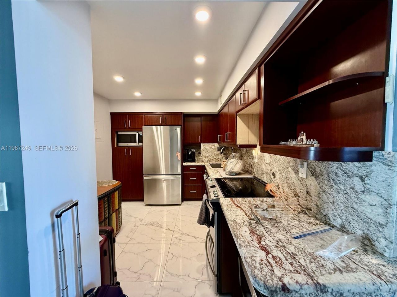 3180 S Ocean Dr, Unit 509, Hallandale Beach, FL 33009 Photo