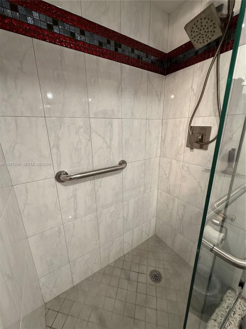 3180 S Ocean Dr, Unit 509, Hallandale Beach, FL 33009 Photo