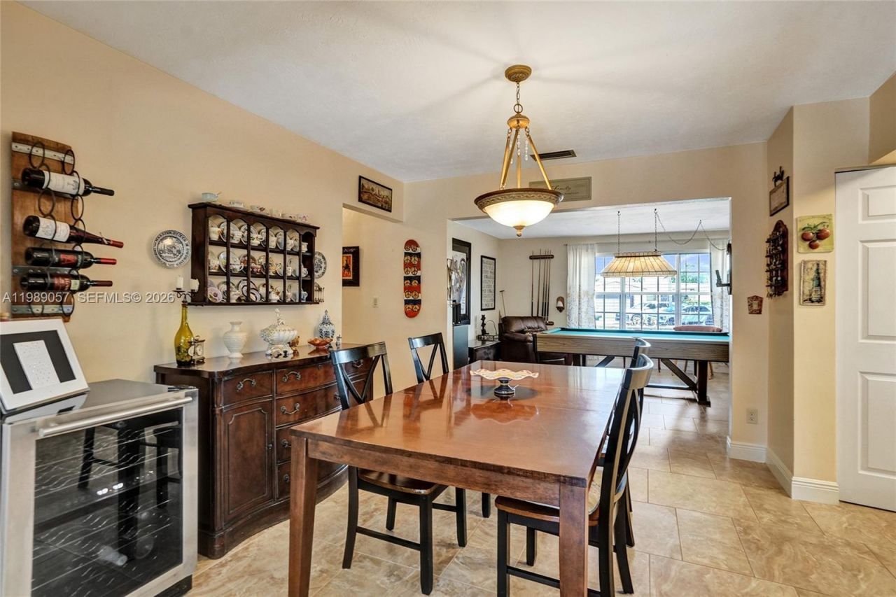 8730 NW 18th St, Pembroke Pines, FL 33024 Photo