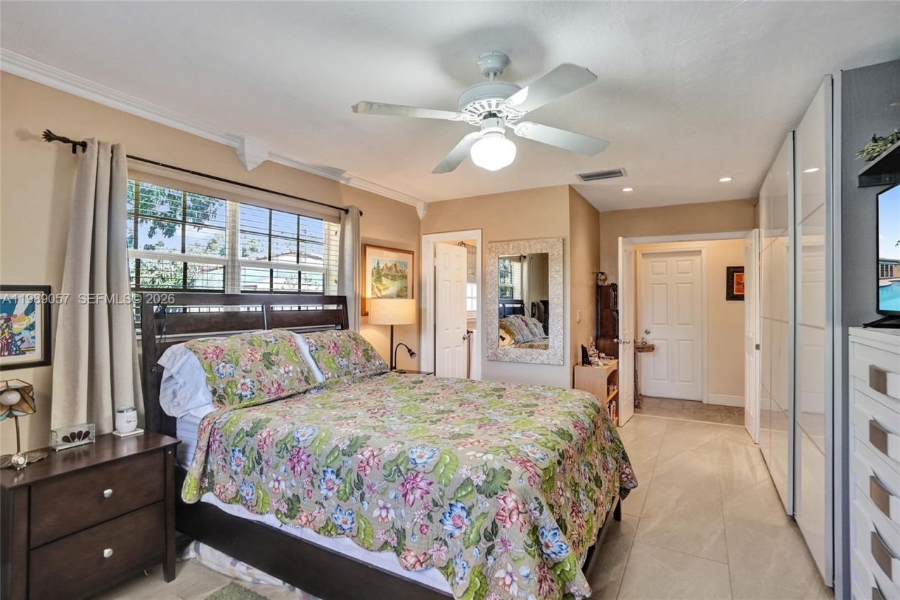 8730 NW 18th St, Pembroke Pines, FL 33024 Photo