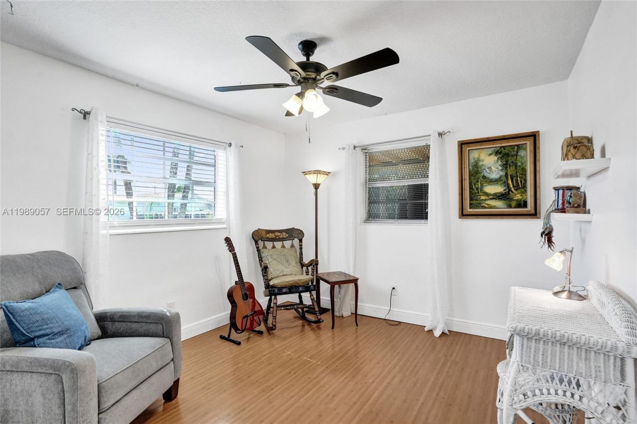 8730 NW 18th St, Pembroke Pines, FL 33024 Photo