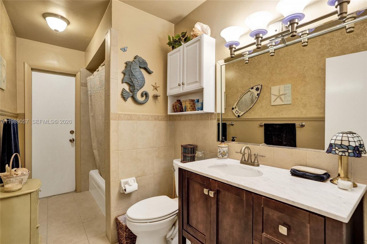 8730 NW 18th St, Pembroke Pines, FL 33024 Photo