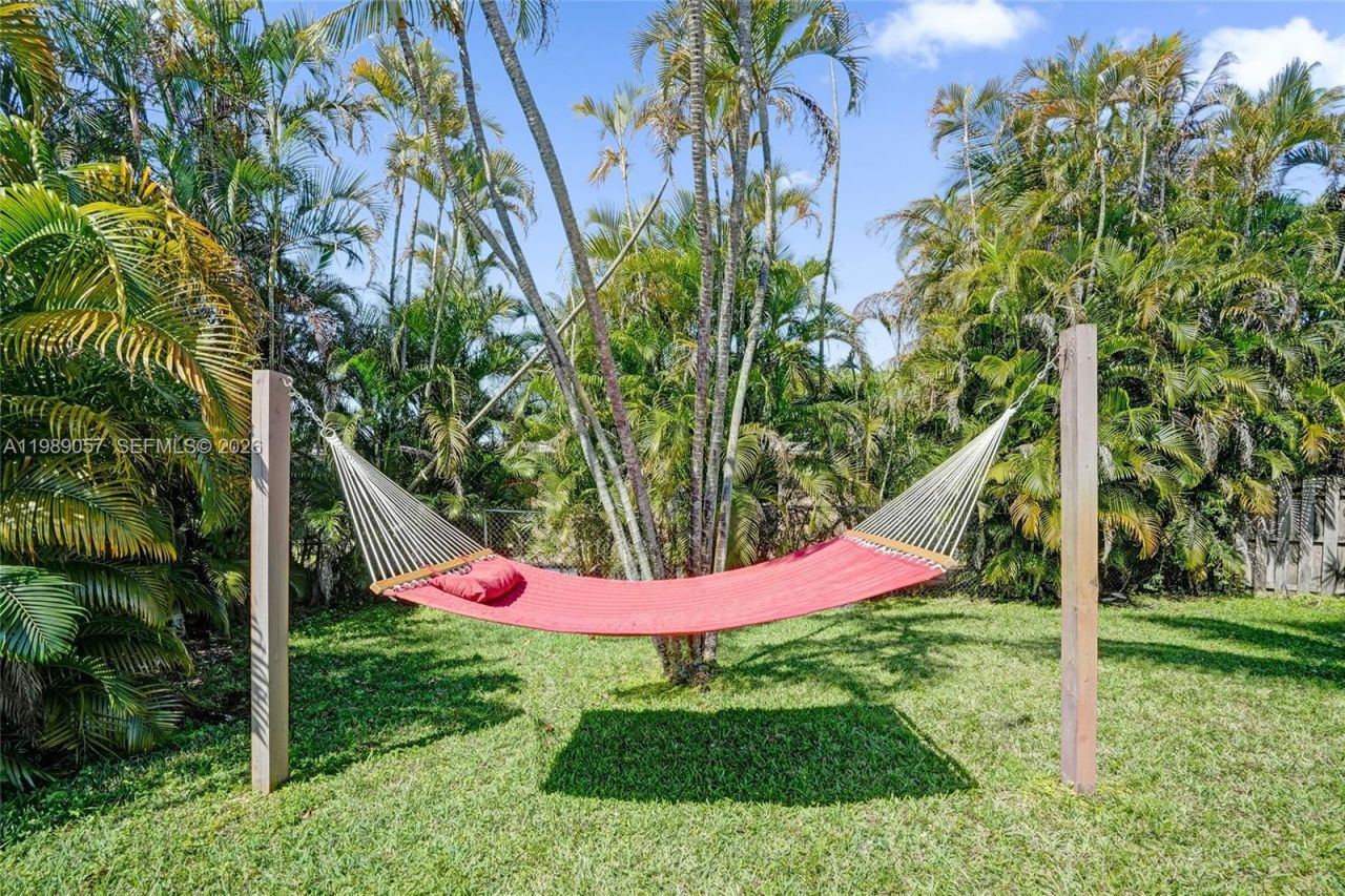 8730 NW 18th St, Pembroke Pines, FL 33024 Photo