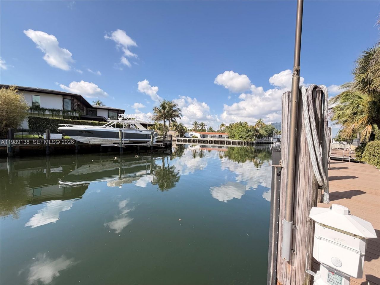 3200 NE 165th St, North Miami Beach, FL 33160 Photo