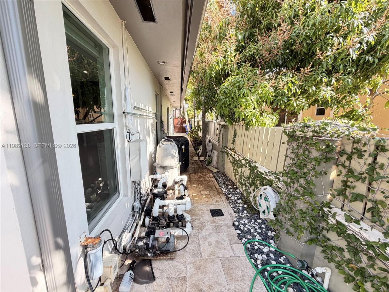 3200 NE 165th St, North Miami Beach, FL 33160 Photo